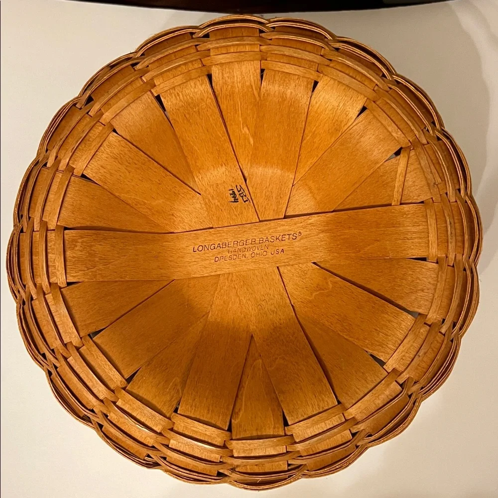 Longaberger Orange Woven Basket - Picture 4 of 5